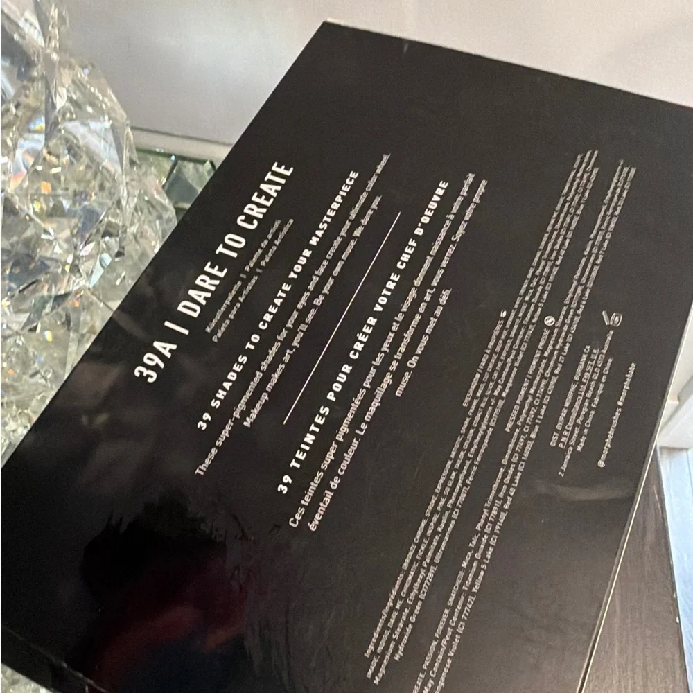 Morphe 39A Dare to Create Artistry Eyeshadow Palette - Picture 13 of 17
